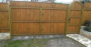 Купить распашные ворота деревянные Каспийск, цена от 2739 руб.